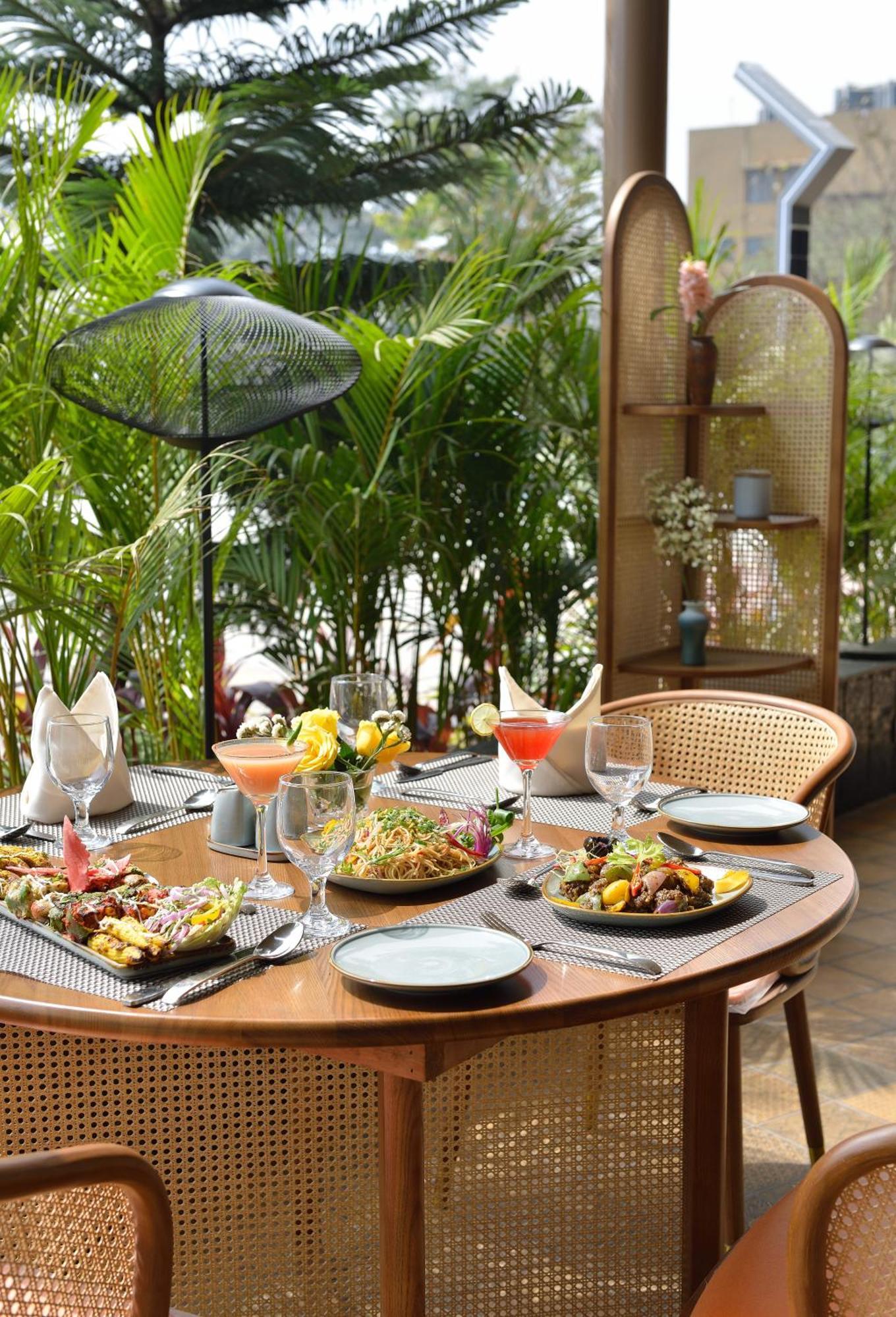 Urbane By Treat Daman Hotel Buitenkant foto